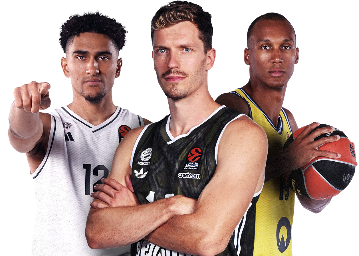 Drei Spieler aus der Turkish Airlines EuroLeague blicken fokussiert in die Kamera.